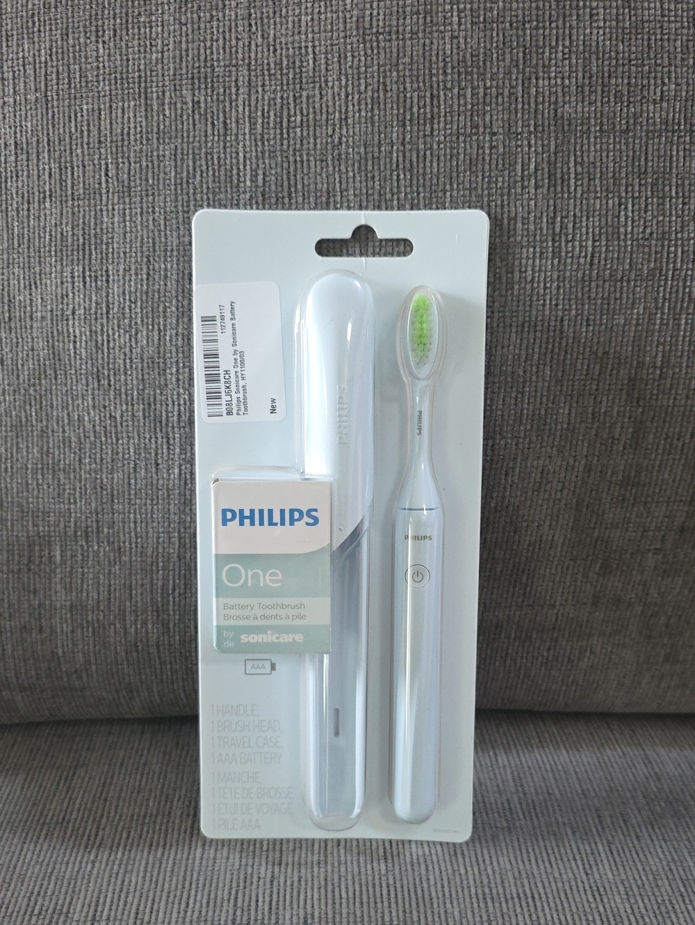 Philips One Battery Toothbrush By Sonicare In White, New, With Batteries.